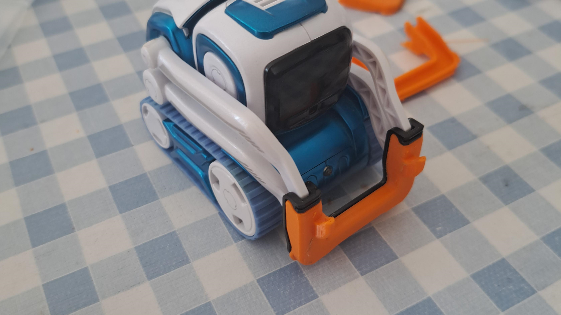 Cozmo 3D Model IRL